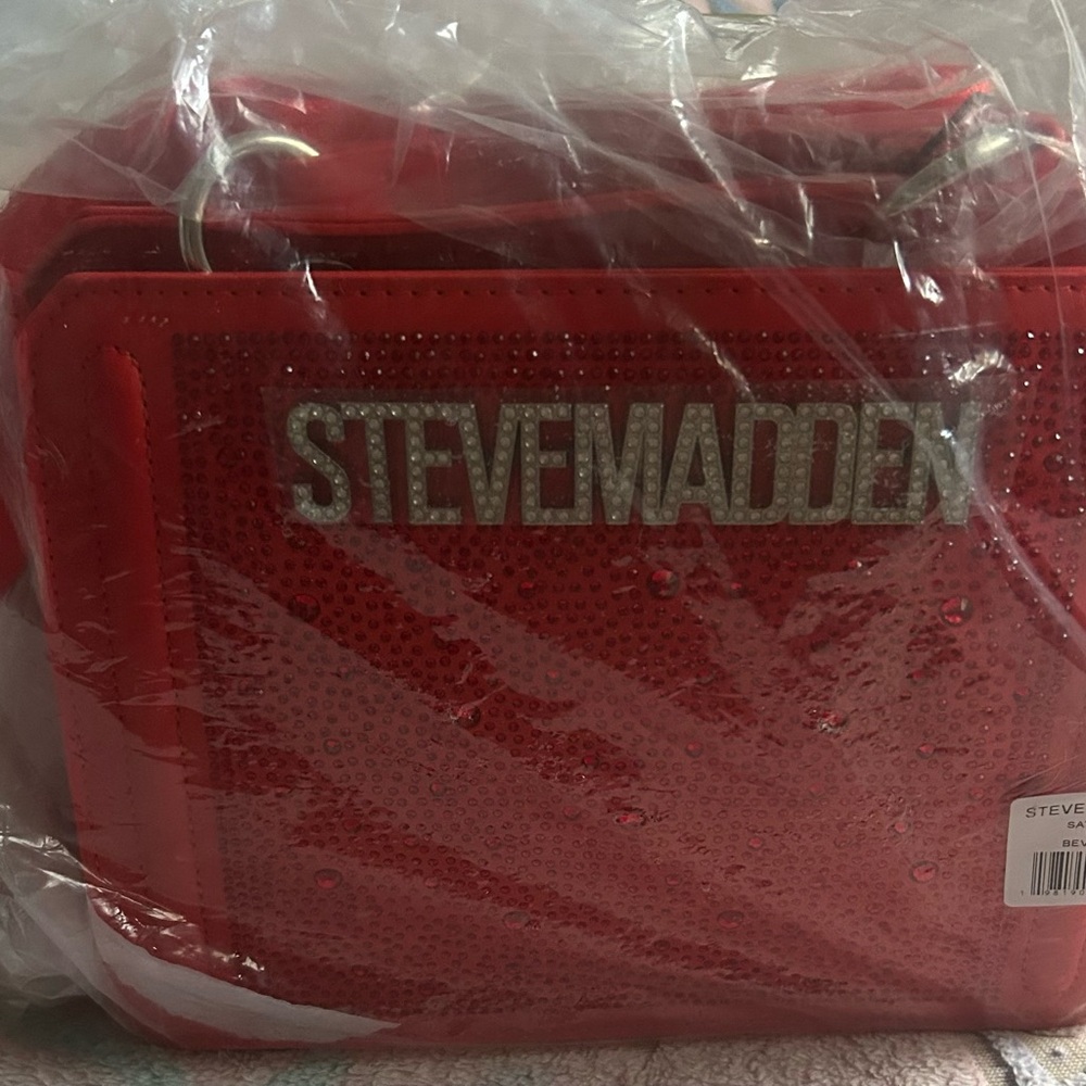 Steve Madden Sparkling Red Handbag New With Tag - Picture 3 of 8
